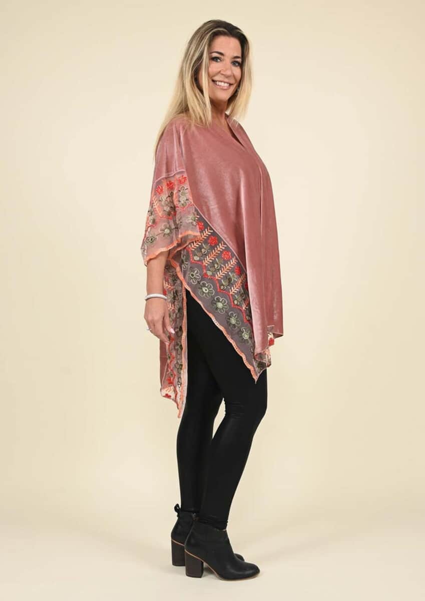 Tamsy Rose 100% Polyester Velvet Kimono with Multicolor Floral Embroidered Sleeve image number 2