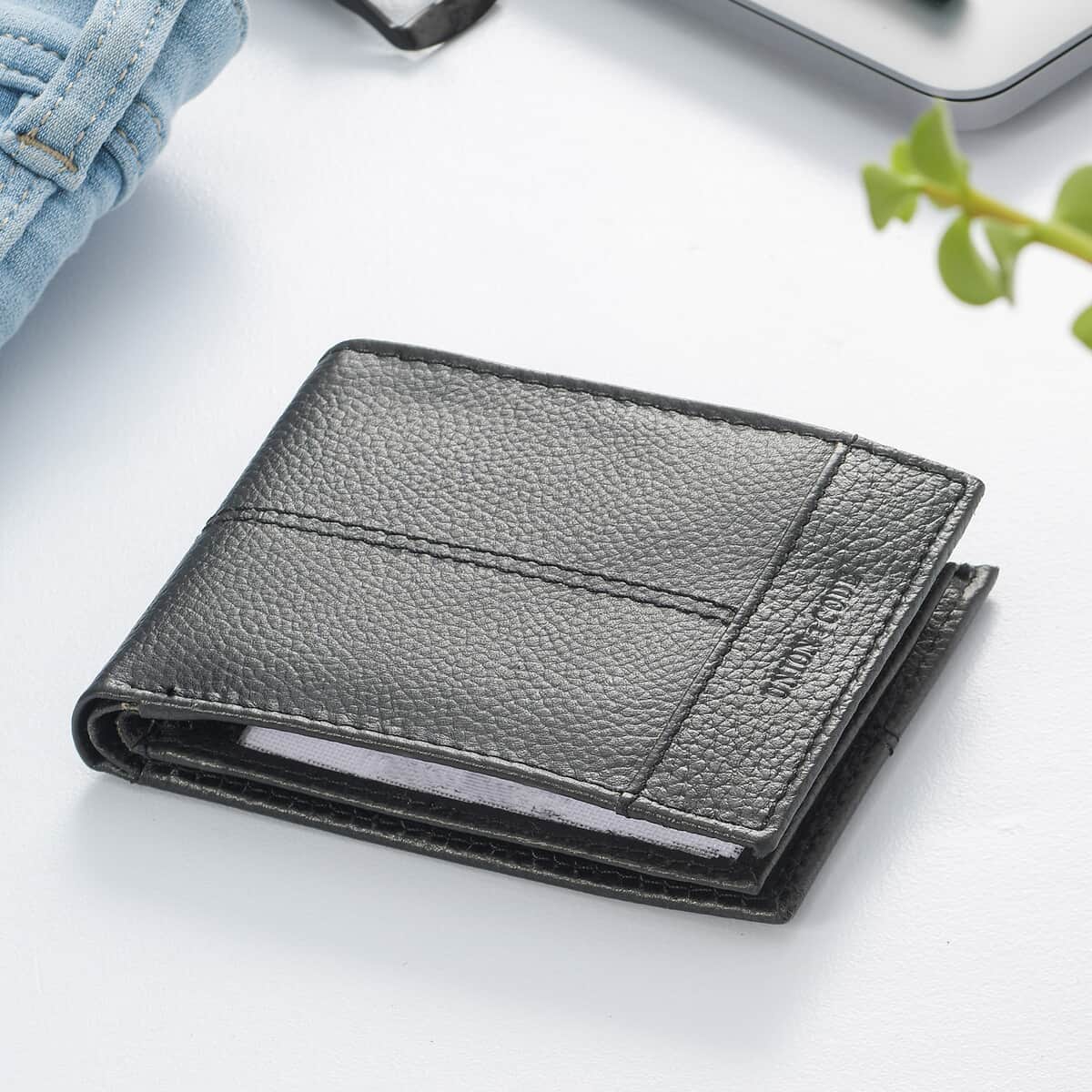 Union Code Black Genuine Leather RFID Protected Slim Minimalist Bi-Fold Men's Wallet image number 1