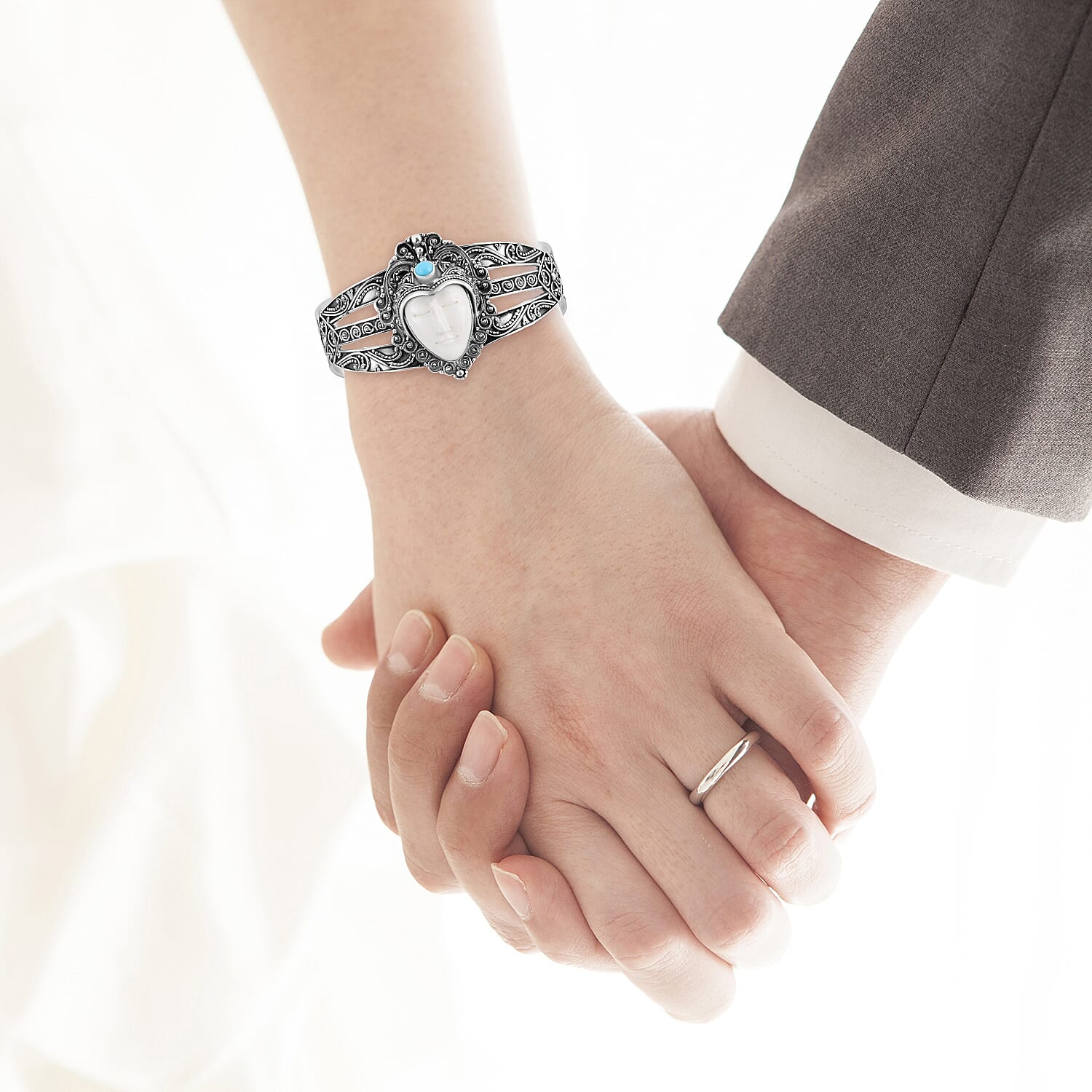 Arizona Sleeping Beauty Turquoise / 7.25 inches - Product card gallery slide 3 (10144455295259)