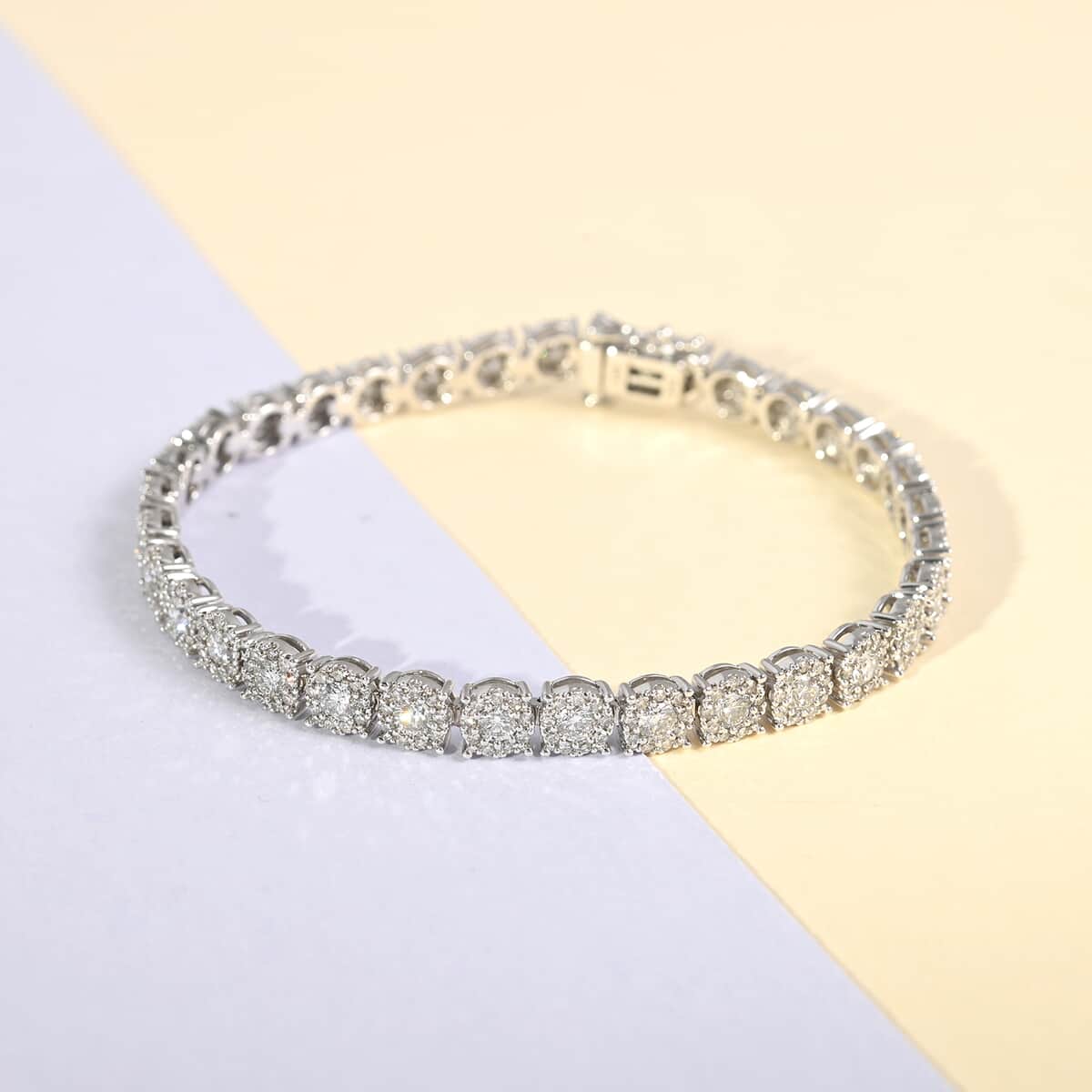 One Of A Kind NY Closeout 10K White Gold G-H I1 Diamond Tennis Bracelet (7.00 In) 13.60 Grams 5.00 ctw image number 1