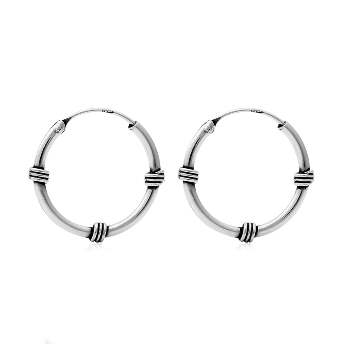 Sterling Silver Hoop Earrings 1.40 Grams image number 2