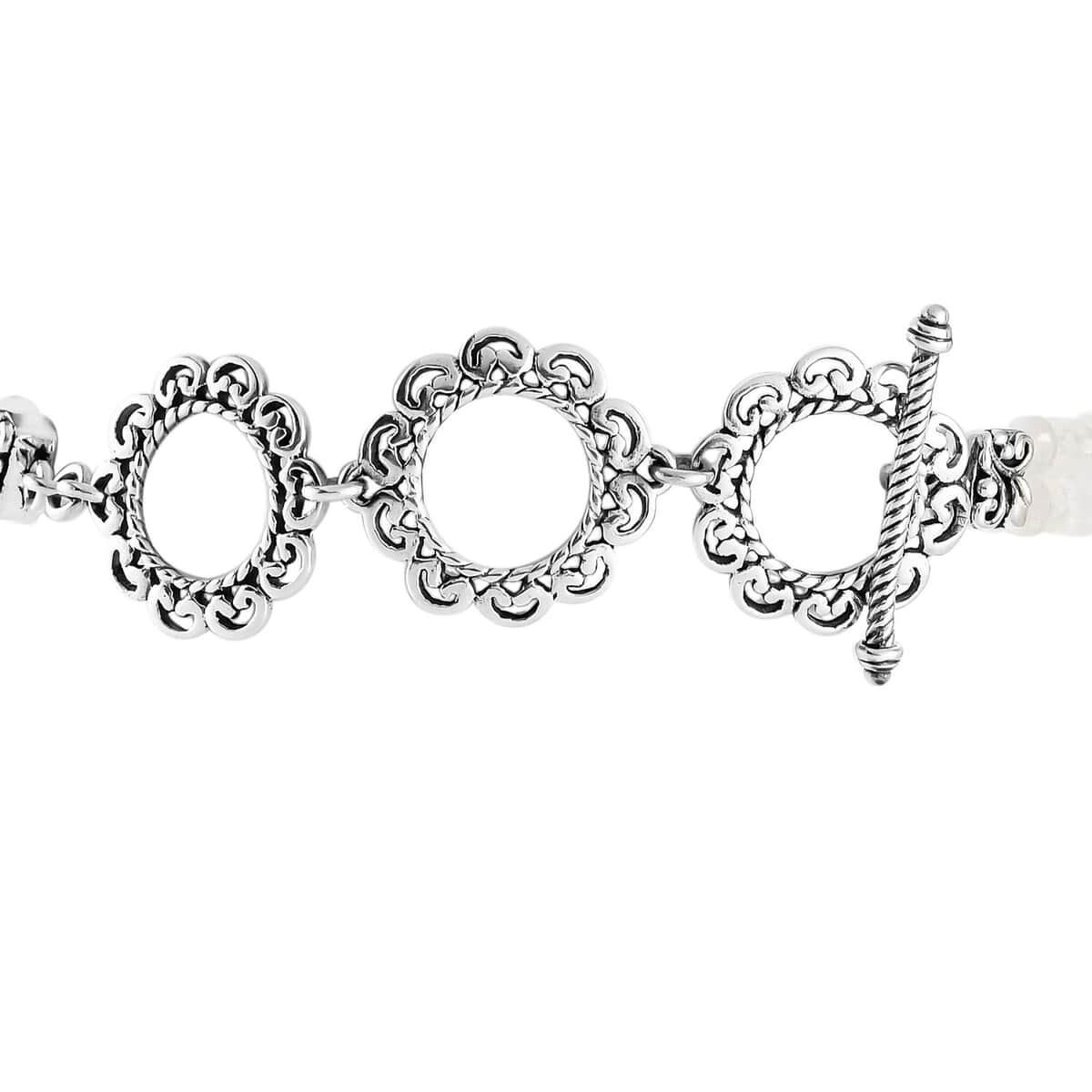 Artisan Crafted Kuisa Rainbow Moonstone Bracelet in Sterling Silver (7.25 In) 31.75 ctw image number 3