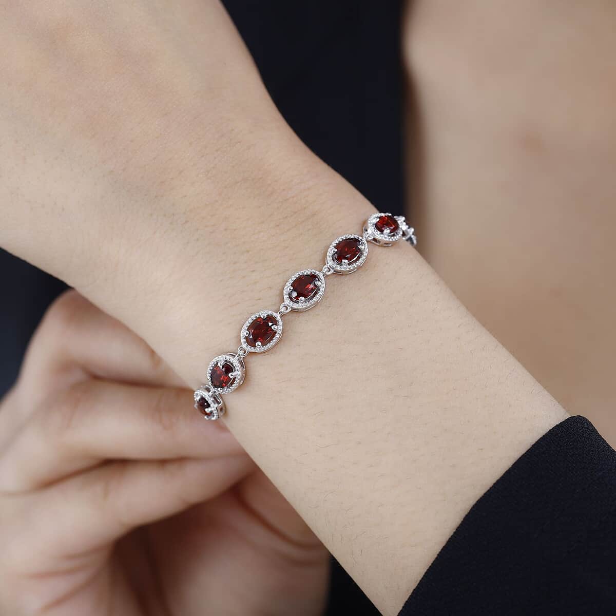 Mozambique Garnet Bracelet in Platinum Over Sterling Silver (6.50 In) 7.00 ctw image number 2