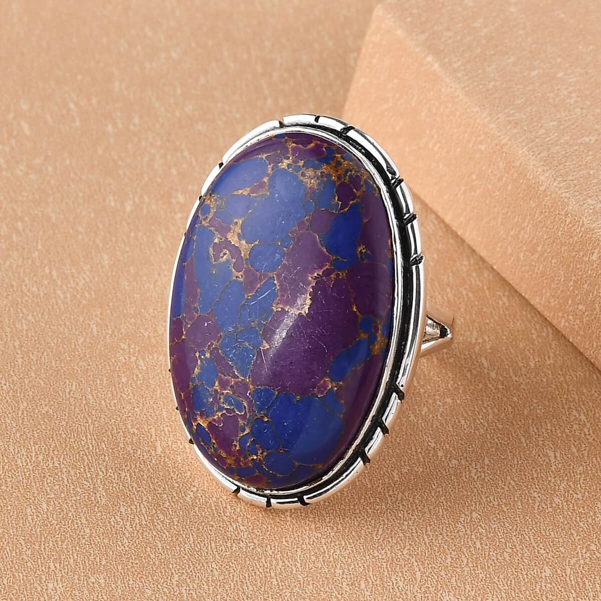 Mojave Purple Turquoise Solitaire Ring in Sterling Silver (Size 10.0) 7.40 Grams 29.85 ctw image number 1