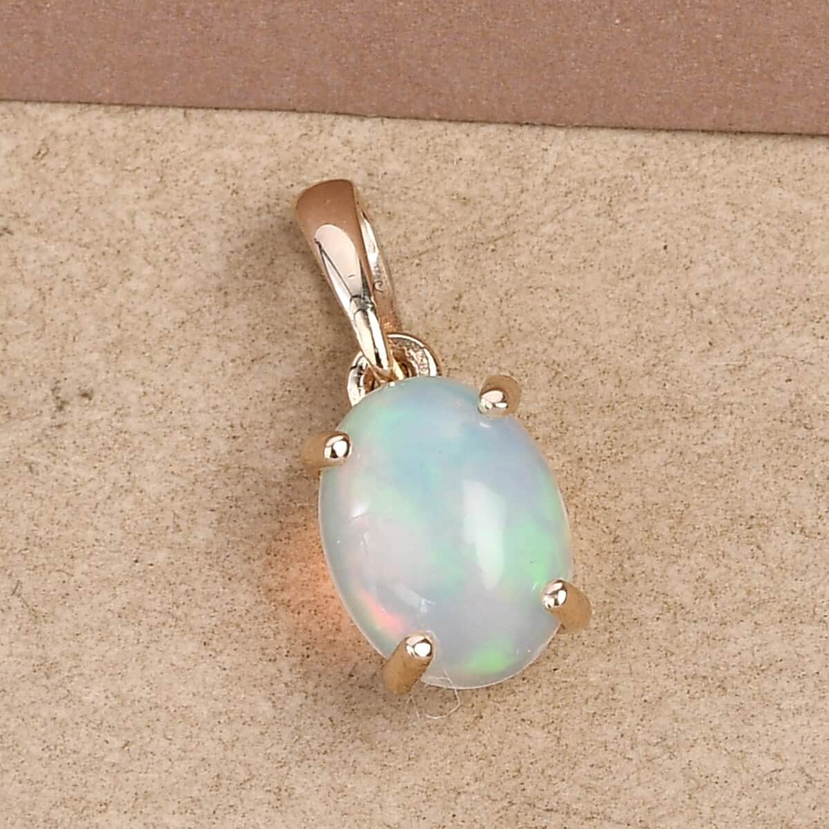 LUXORO 10K Yellow Gold Premium Ethiopian Welo Opal Solitaire Pendant 0.85 ctw image number 1