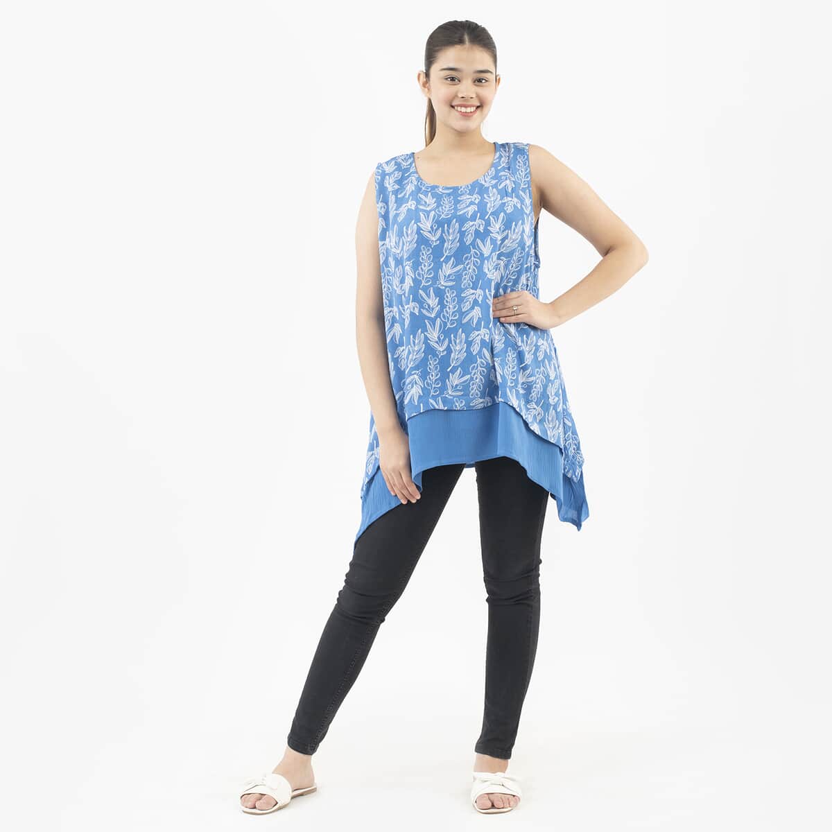 Tamsy Blue Leaf Print Top - One Size Plus image number 0