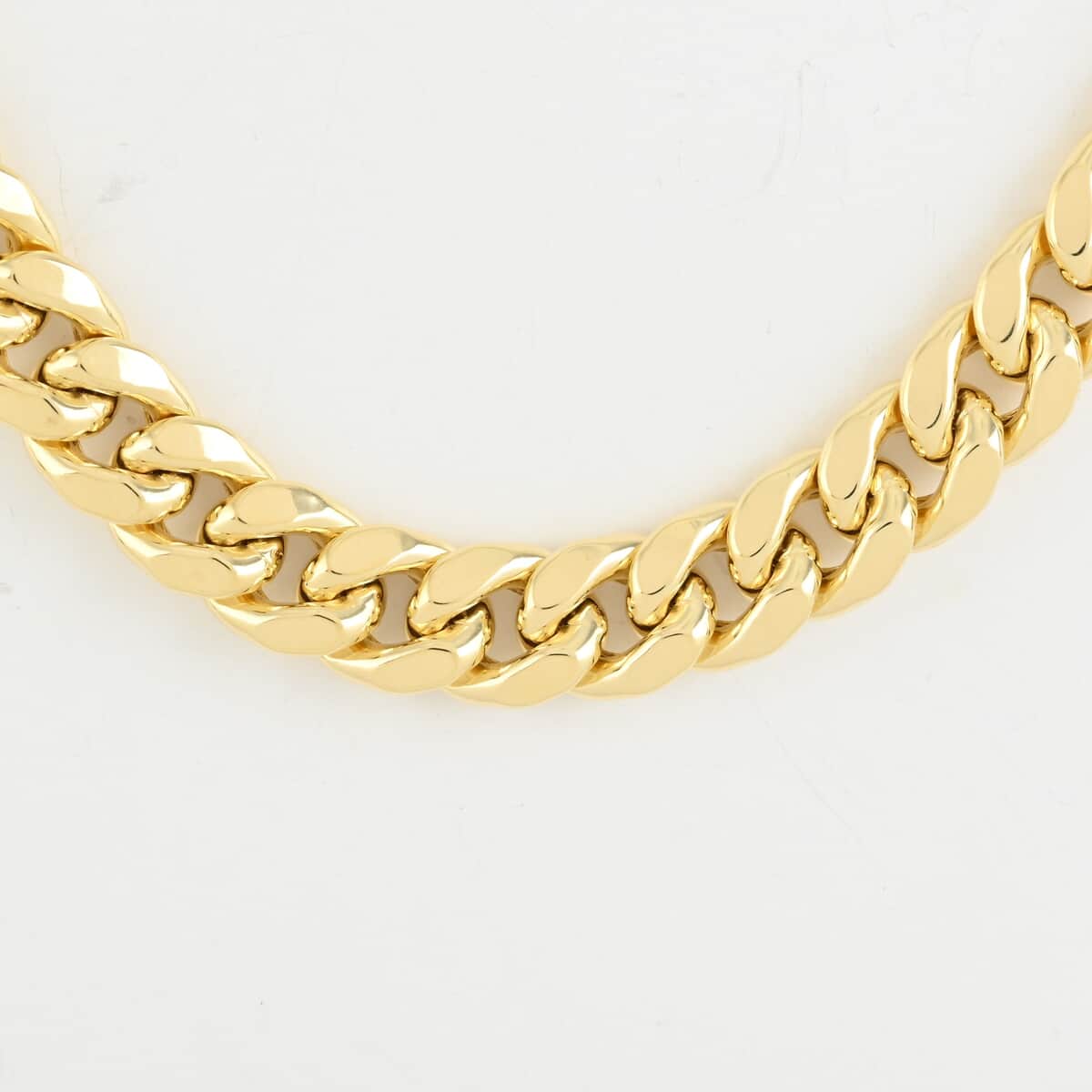 Italian 10K Yellow Gold 4mm Miami Cuban Necklace 20 Inches 6.50 Grams image number 0