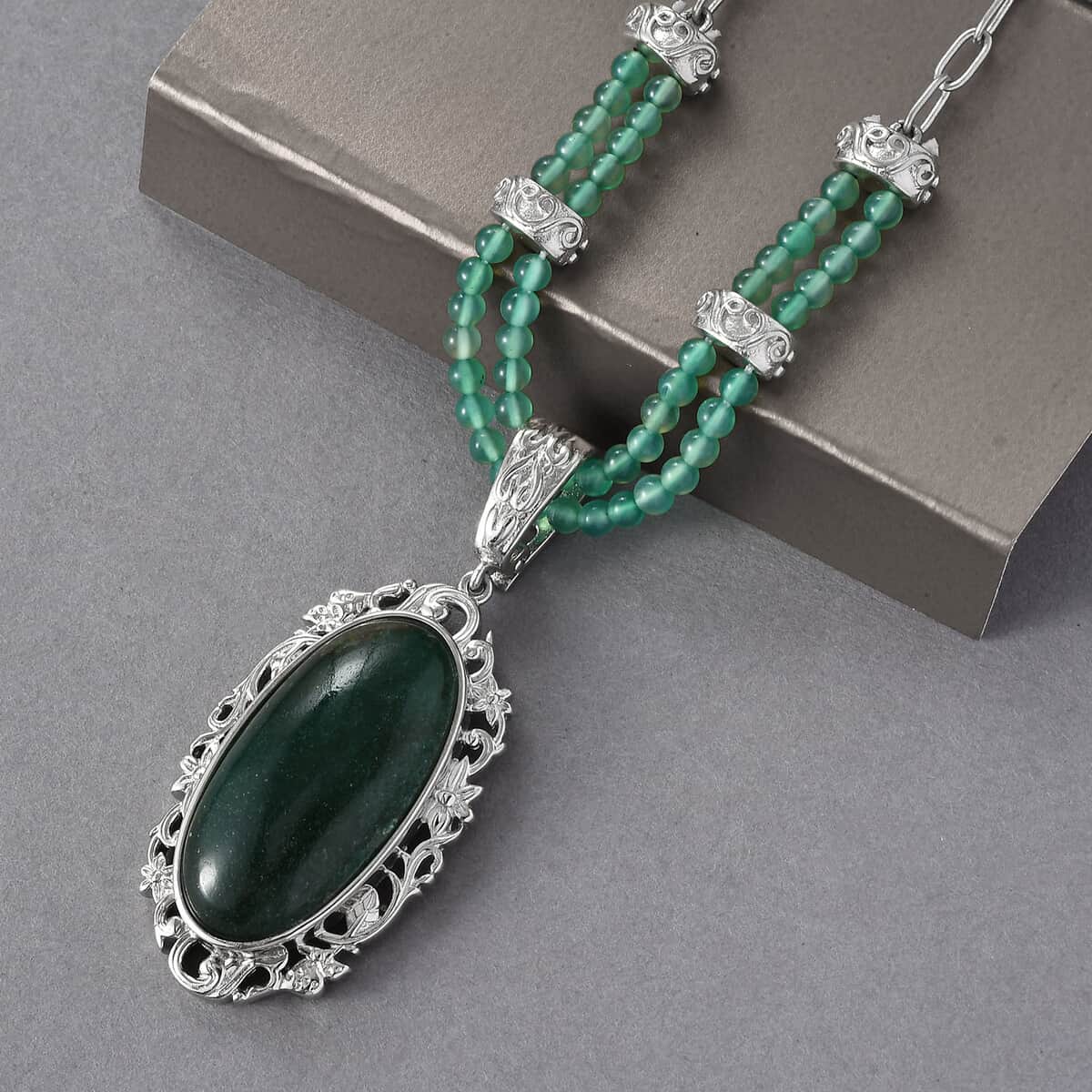 Green Aventurine and Green Onyx Paper Clip Chain Necklace 18 Inches in Platinum Over Copper with Magnet 33.85 ctw image number 1