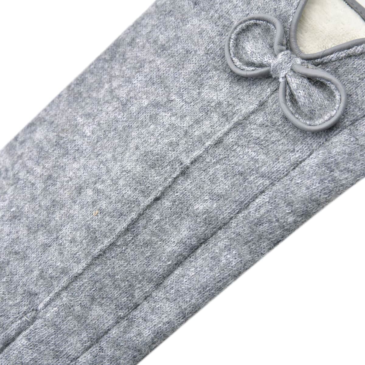 Gray Cashmere Warm Gloves with Bowknot and Equipped Touch Screen Friendly image number 5