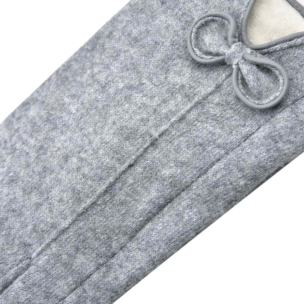 Gray Cashmere Warm Gloves with Bowknot and Equipped Touch Screen Friendly image number 6