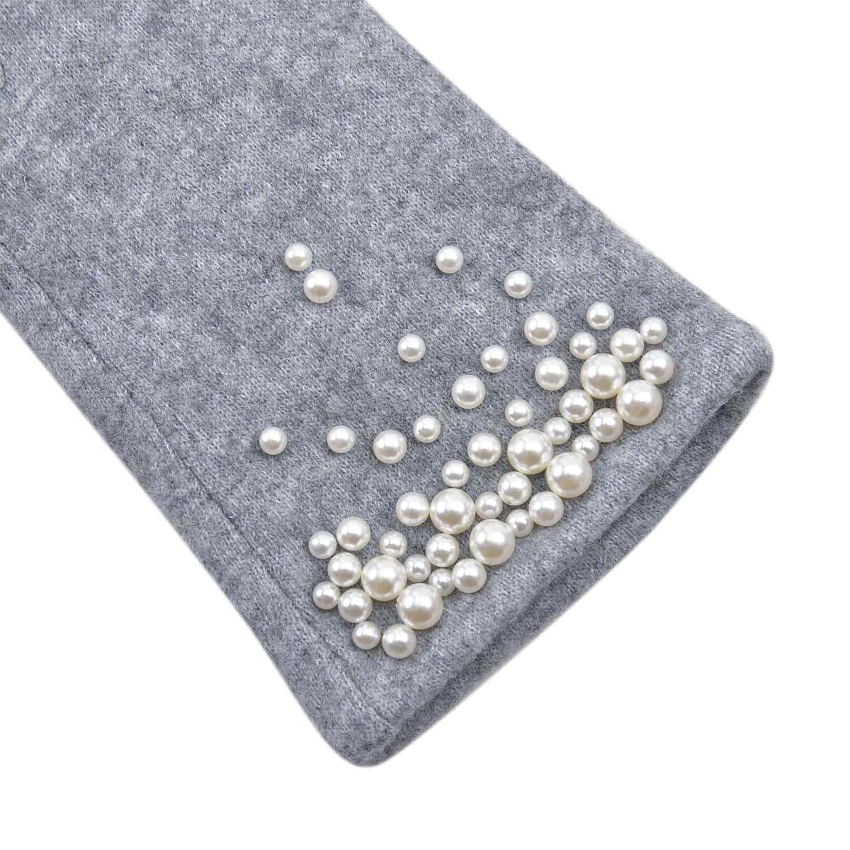 Gray Cashmere Warm Gloves with Plastic Pearl and Equipped Touch Screen Friendly image number 4