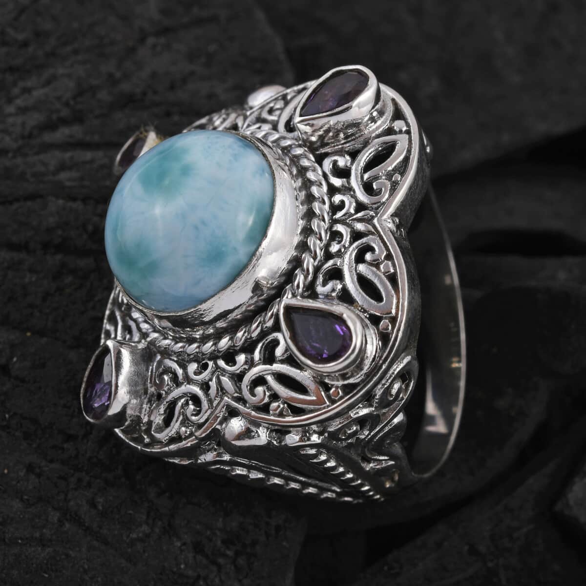 Bali Legacy Larimar and Amethyst Ring in Sterling Silver (Size 10.0) 13 Grams 7.30 ctw image number 1
