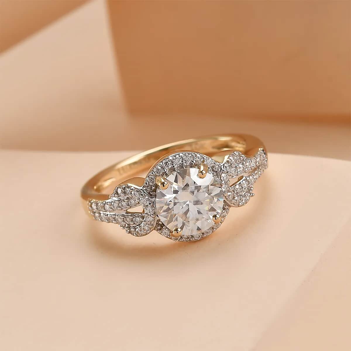 LUXORO 10K Yellow Gold Moissanite VS-EF Ring (Size 6.0) 2.45 Grams 1.40 ctw image number 1