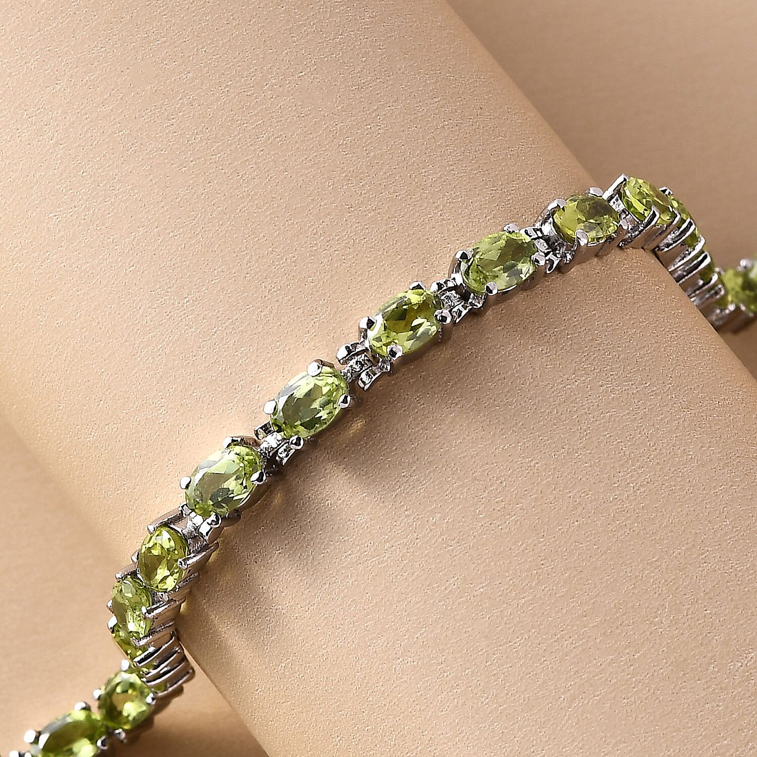 Peridot / 6.50 inches - Product card gallery slide 2 (10144583581979)