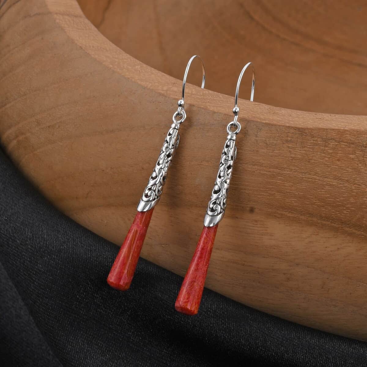 Sponge Coral Earrings in Sterling Silver image number 1