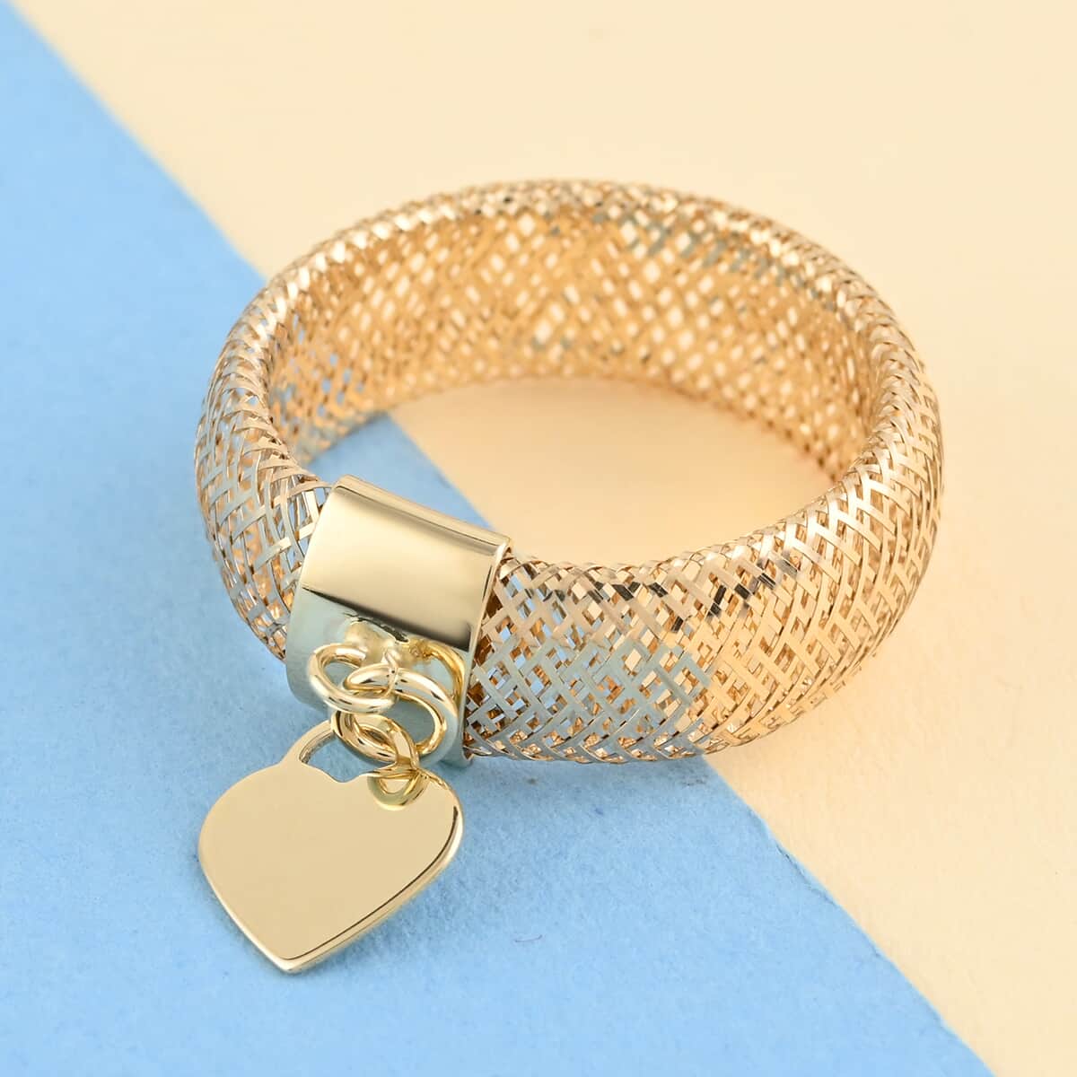 Maestro Gold Collection Italian 10K Yellow Gold Stretch Mesh Ring With Heart Charm (Size 6-9) image number 1