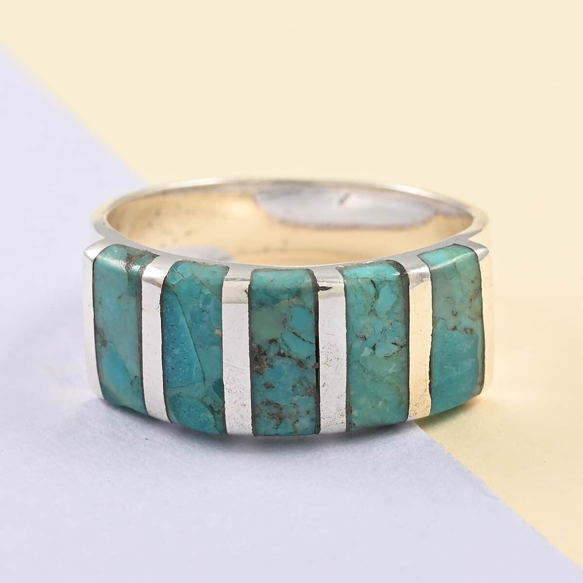 SANTA FE Style Kingman Turquoise 5 Stone Ring in Sterling Silver (Size 7.0) 0.85 ctw image number 1
