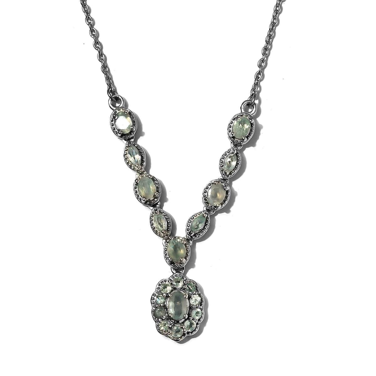 Narsipatnam Alexandrite Cluster Necklace 18-20 Inches in Platinum Over Sterling Silver 2.00 ctw image number 0