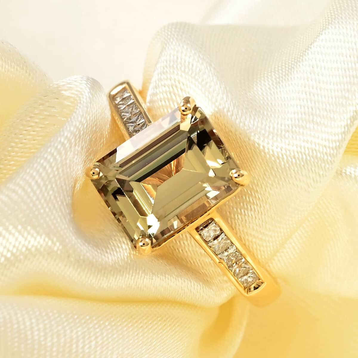 Certified & Appraised ILIANA 18K Yellow Gold AAA Turkizite and G-H SI Diamond Ring 3.60 Grams 3.25 ctw image number 1