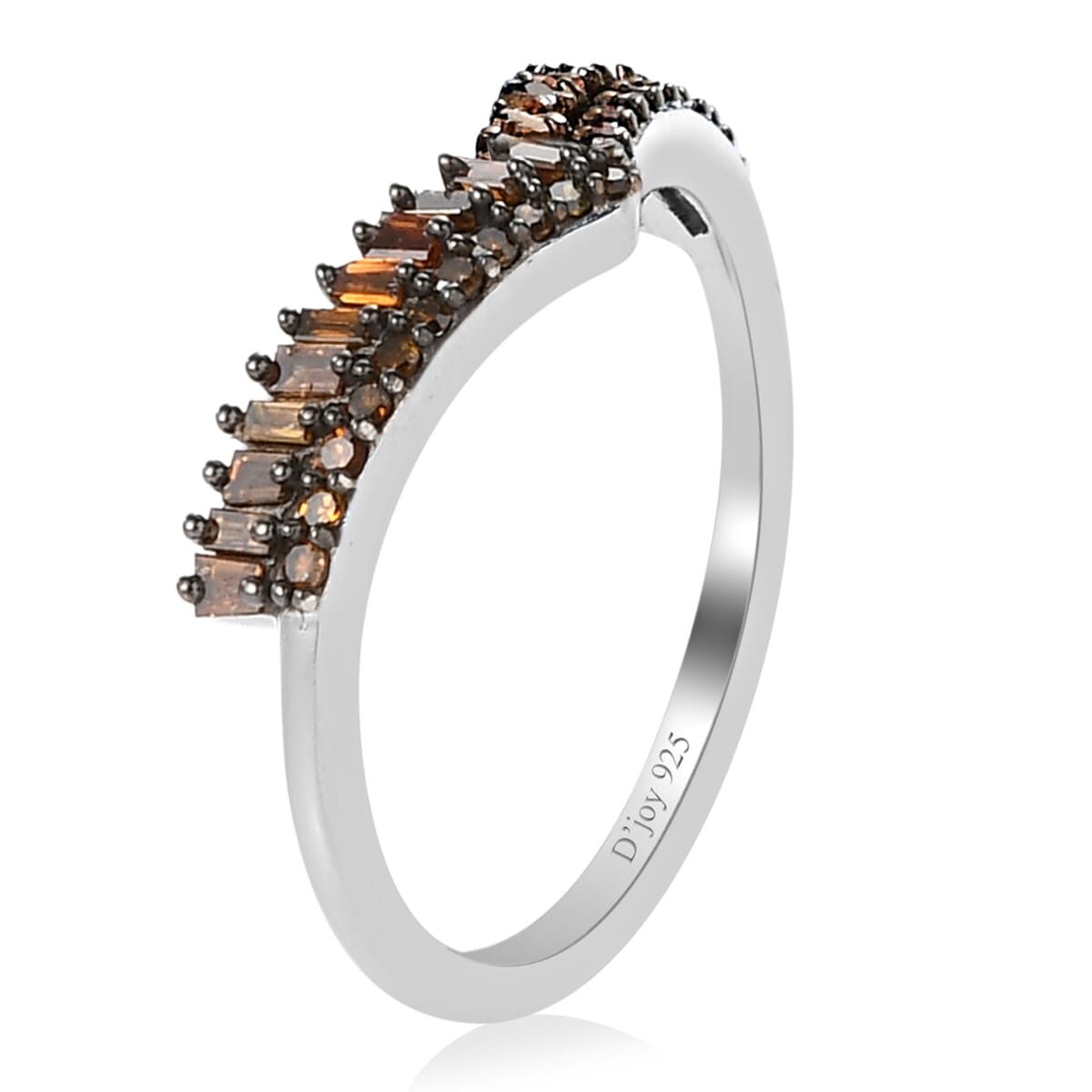 Red Diamond Chevron Band Ring in Rhodium & Platinum Over Sterling Silver (Size 7.0) 0.25  image number 3