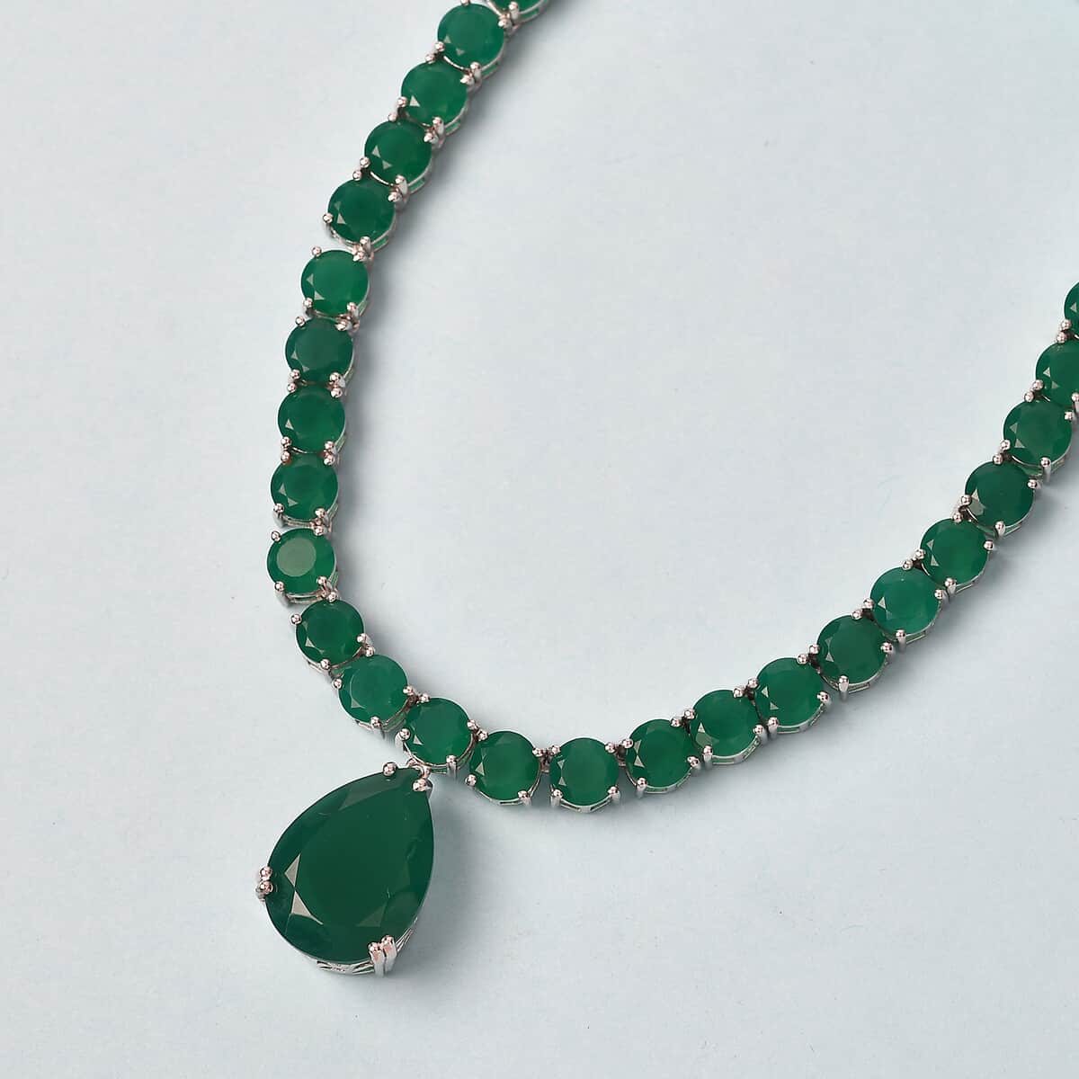 Verde Onyx Tennis Necklace 18 Inches in Platinum Over Sterling Silver 20.30 Grams 49.75 ctw image number 1