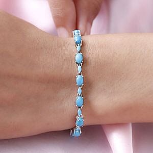 Sleeping Beauty Turquoise 8.70 ctw Cluster Bracelet in Platinum Over Sterling Silver (7.5 In) (7.91 g)