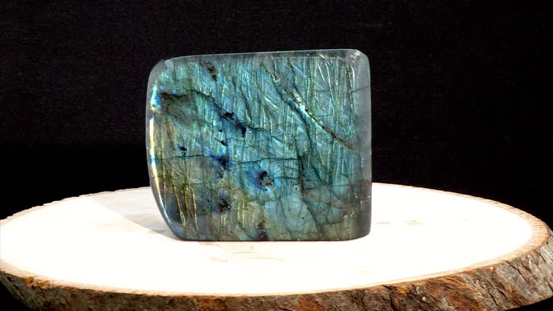 Labradorite Free Form Approx 2500ctw