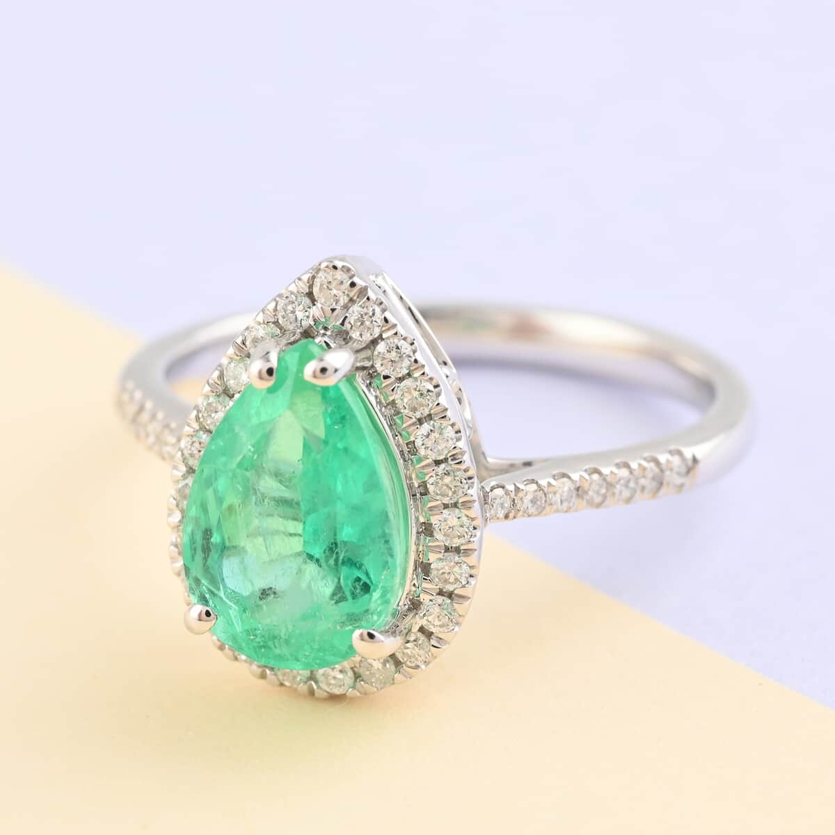 RHAPSODY 950 Platinum AAAA Boyaca Colombian Emerald and E-F VS Diamond Ring 4 Grams 1.50 ctw image number 1