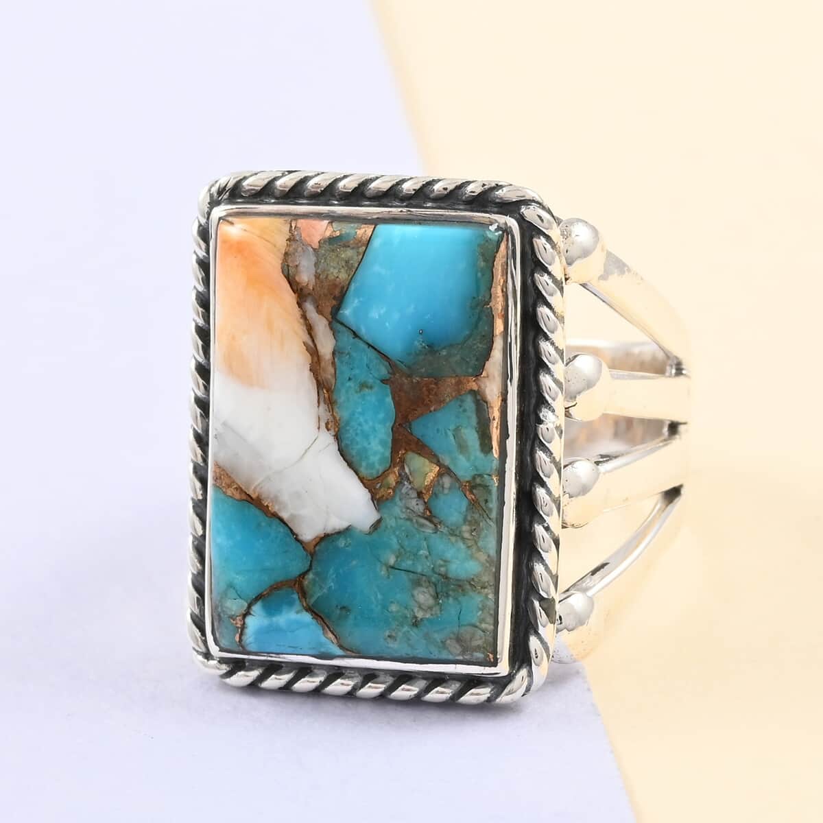 Santa Fe Style Spiny Turquoise Ring in Sterling Silver (Size 8.0) 8.30 Grams 1.60 ctw image number 1