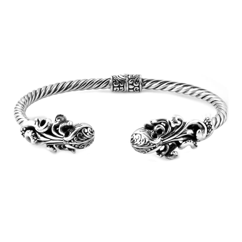 Bali Legacy Thai Black Spinel Cuff Bracelet in Sterling Silver (7.50 In) 22.10 Grams 0.90 ctw