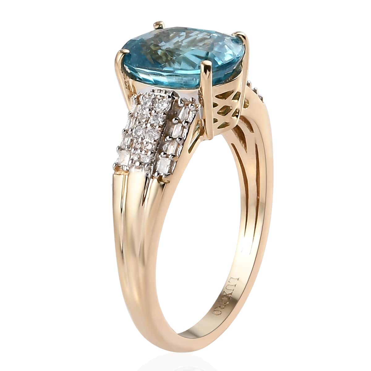 Luxoro 10K Yellow Gold Premium Ratanakiri Blue Zircon and Diamond Ring (Size 9.0) 4.60 ctw image number 3