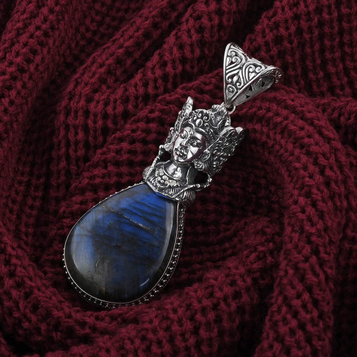 BALI LEGACY Malagasy Labradorite Pendant in Sterling Silver 29 Grams 57.00 ctw image number 1