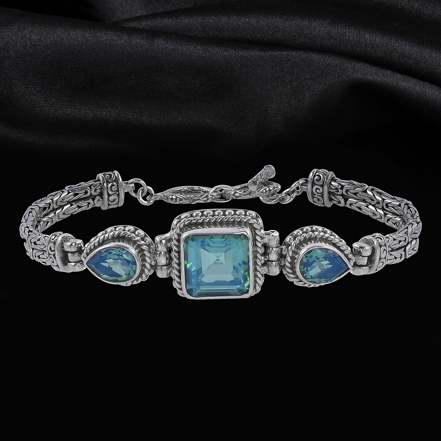 Bali Legacy Peacock Quartz (Triplet) Tulang Naga Chain Bracelet in Sterling Silver (7.50 In) 12.90 ctw