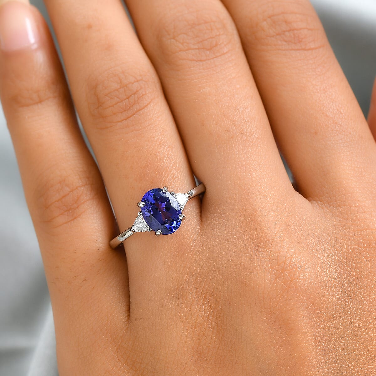 Rhapsody 950 Platinum AAAA Tanzanite and E-F VS1 Diamond Ring (Size 9.0) 4.40 Grams 2.15 ctw image number 2