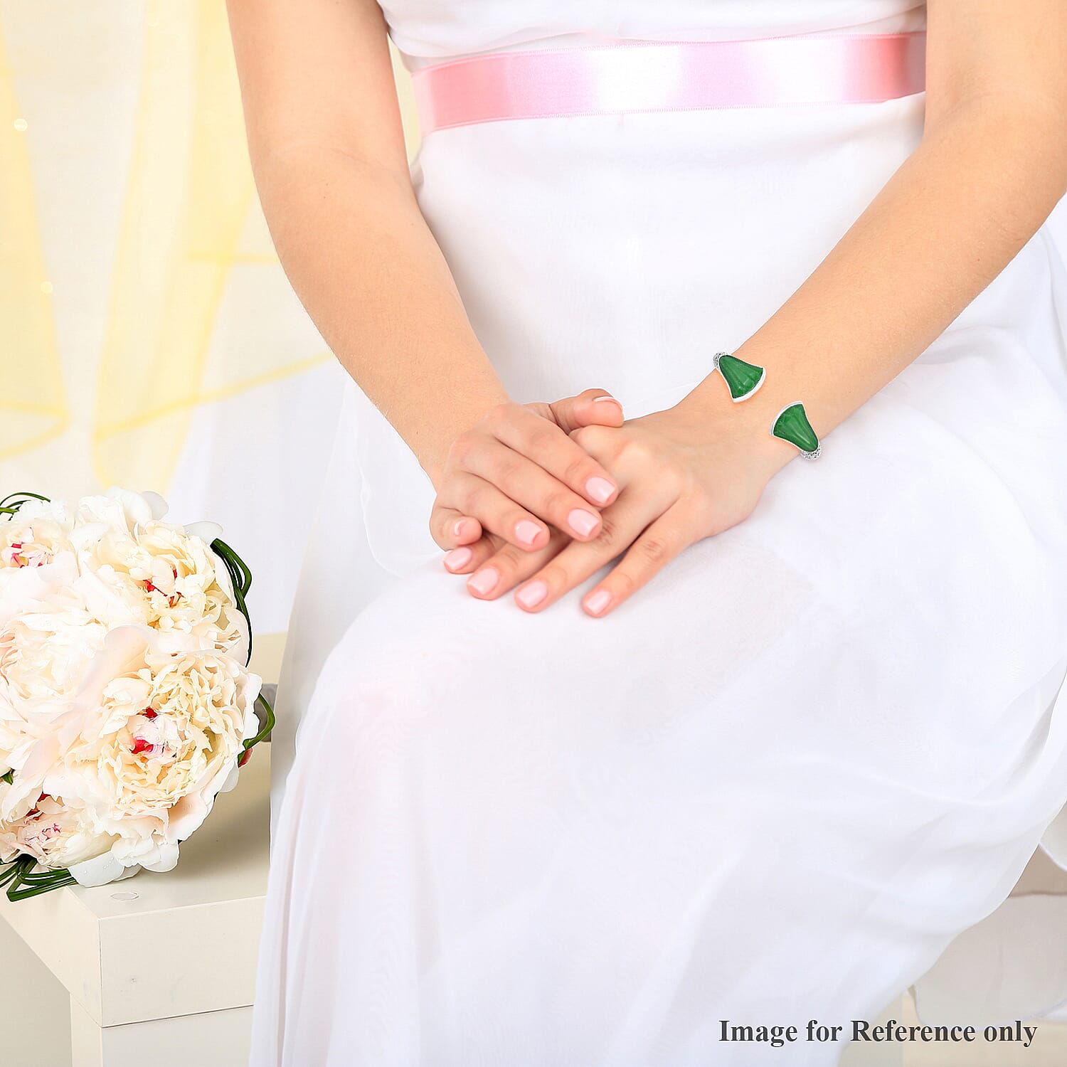 Bali Legacy Green Jade (D) Carved Cuff Bracelet in Sterling Silver (7.25 In) 46.00 ctw