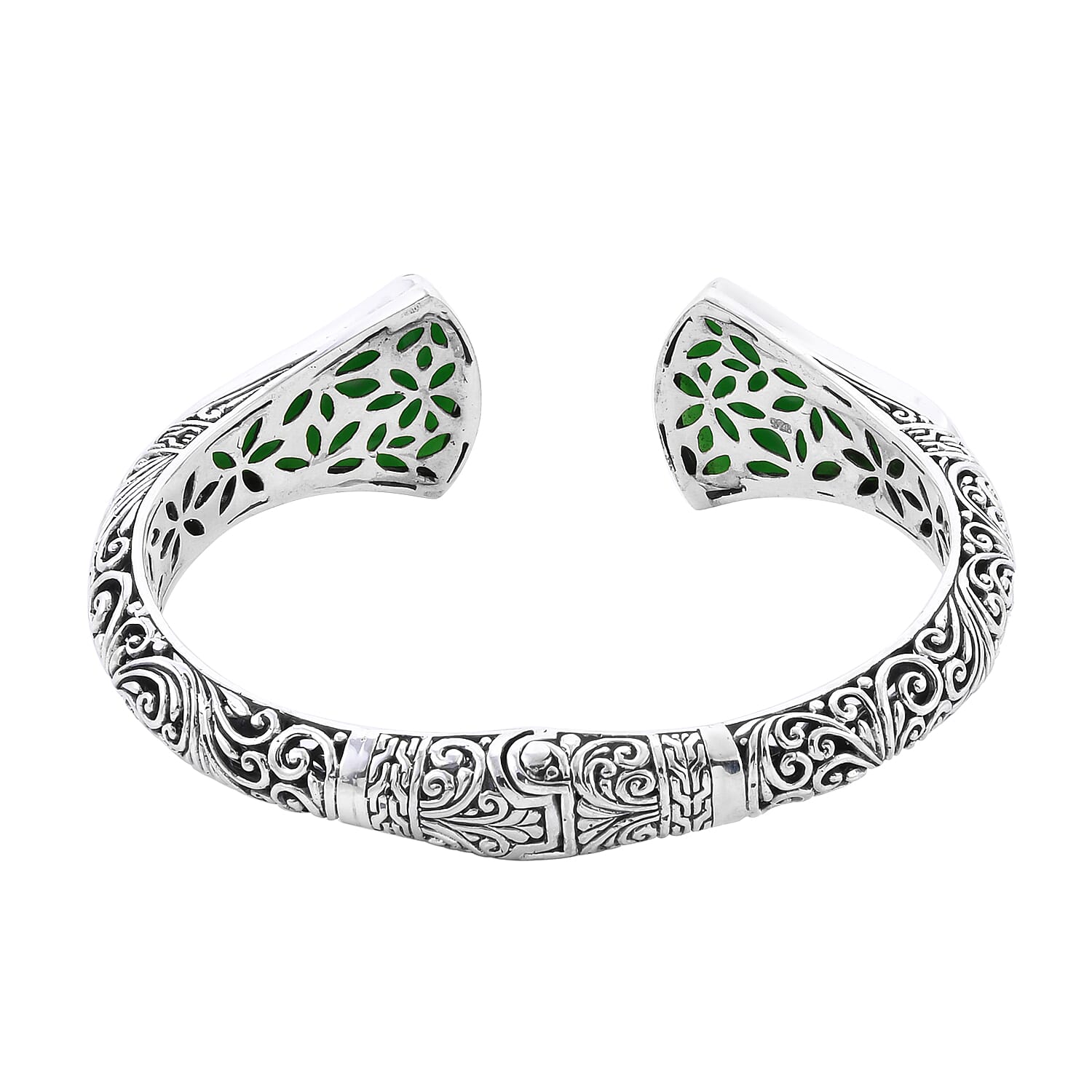 Bali Legacy Green Jade (D) Carved Cuff Bracelet in Sterling Silver (7.25 In) 46.00 ctw