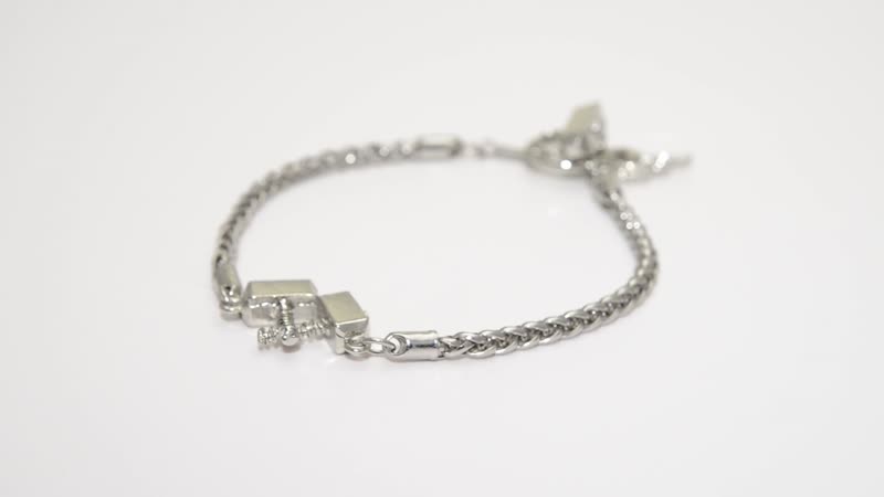 MARVEL Thor Double Hammer Tangle Bracelet in Silvertone (7.50 In)