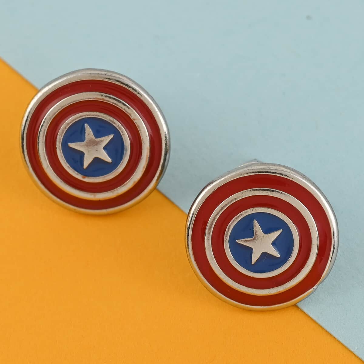 MARVEL Enameled Captain America Stud Earrings in Silvertone image number 1