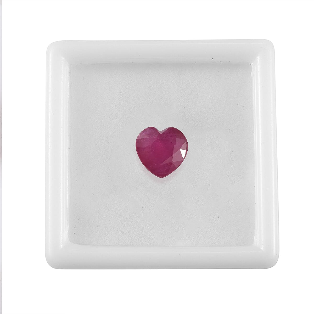 Niassa Ruby (FF) (Hrt 9 mm) 3.29 ctw Loose Gemstone