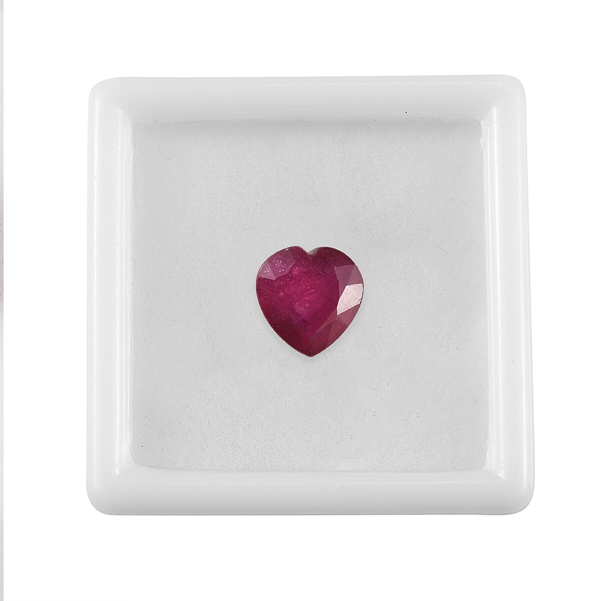 Niassa Ruby (FF) (Hrt 10 mm) 4.74 ctw Loose Gemstone